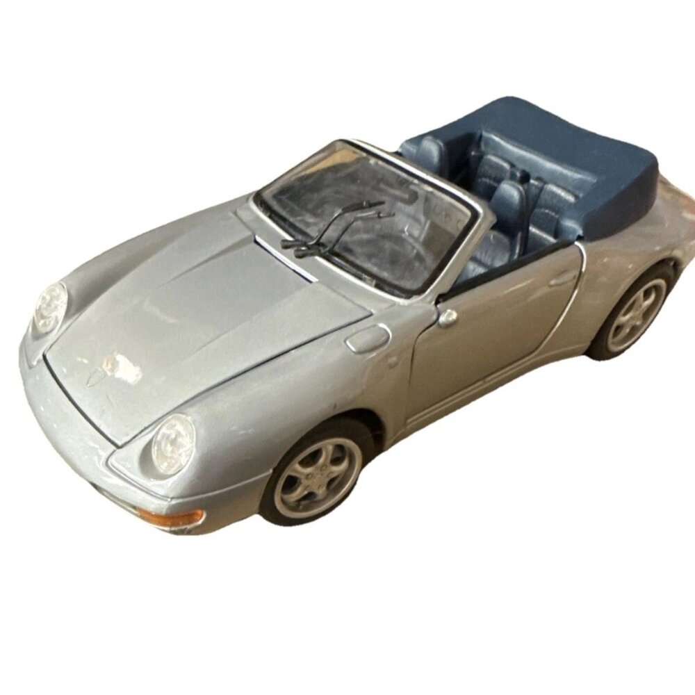 Vintage 1994 Maisto PORSCHE 911 CARRERA CABRIOLET 1:18 Diecast Model Grey Silver - Picture 2 of 16